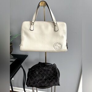 Gucci Interlocking Off-White Medium Label Bag with Dust Bag - Authentic
